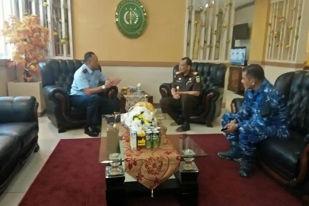 Pangkoopsau II Temui Kajati Sulselbar, Bahas Apa?