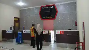 Ruang-tiket-di-Bandara-Notohadinegoro-Jember.jpg
