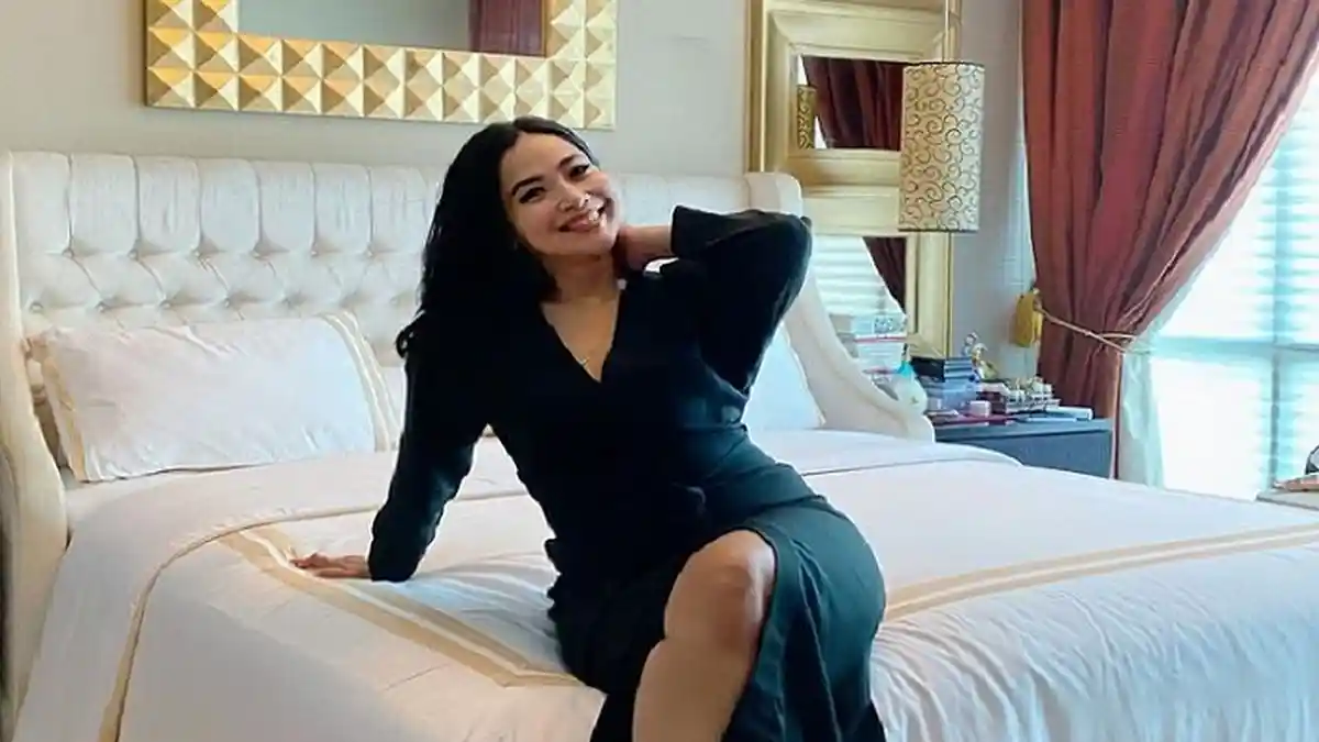 Dibocorkan Astrid Tiar, Feni Rose Salah Tingkah, Dikabarkan Akan Segera Menikah dengan Pria Bule