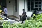 KPK Geledah Kantor KPU