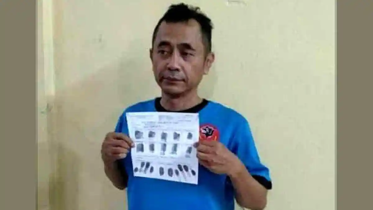 Penampilan Terbaru Jenderal Bintang 3 Sunda Empire, Copot Tanda Pangkat di Kantor Polisi