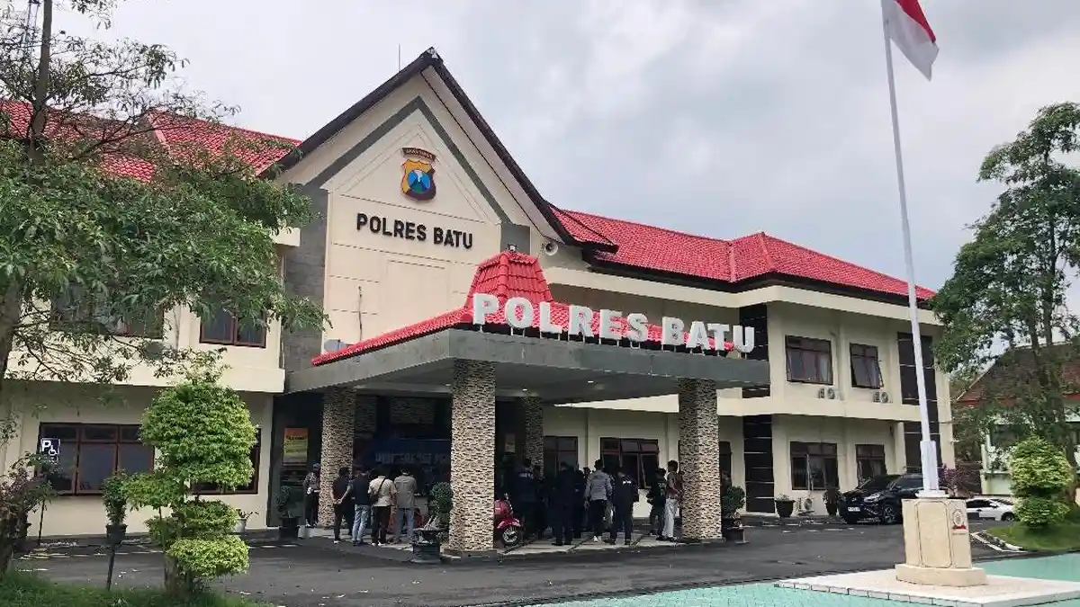 Komplotan Maling Baterai Tower Telkomsel di Kota Batu Berhasil Ditangkap Polisi