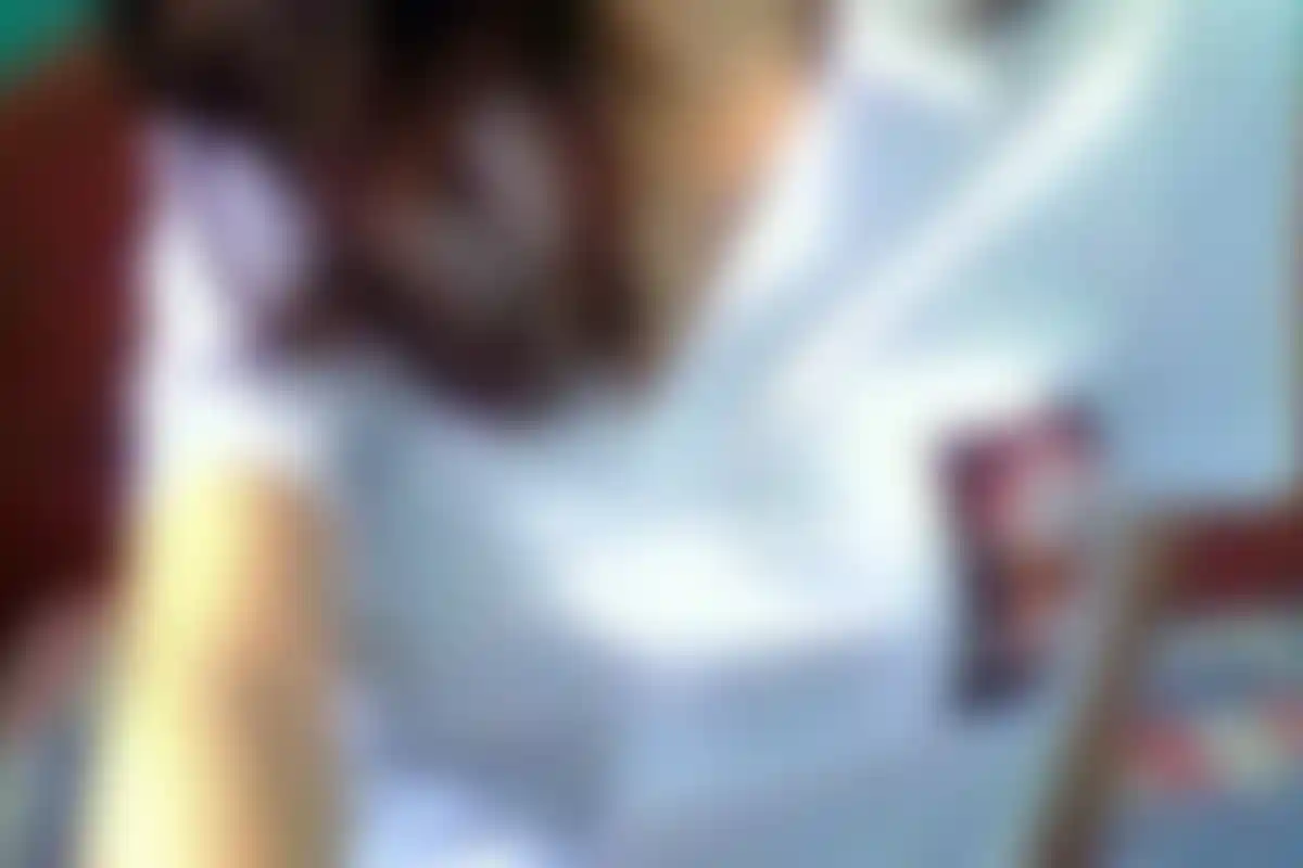 Sosok R Dalam Video Viral 24 Detik, Siswi SMA Palu Diduga Foto Tak Senonoh Bersama Pacar Tersebar