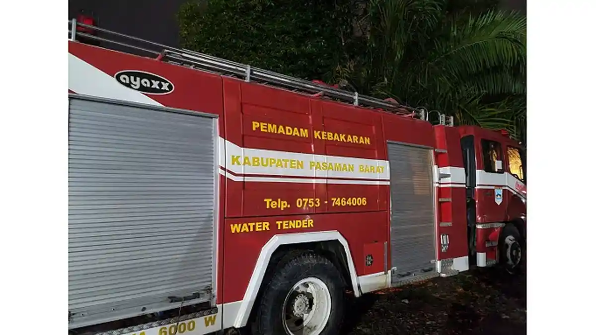 Jawaban Tema 7 Kelas 6 Halaman 45- 47, Apa yang Dapat Kamu Teladani dari Petugas Pemadam Kebakaran?