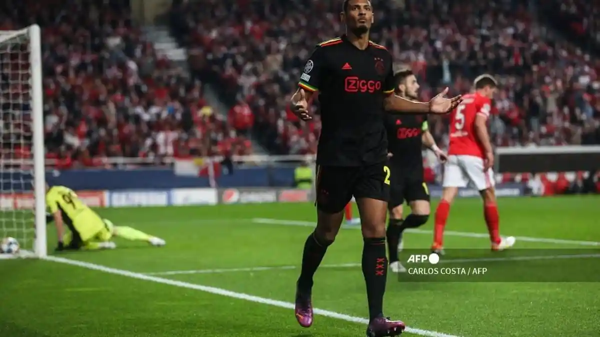 Profil Sebastian Haller, Striker Anyar Borussia Dortmund yang Kini Divonis Mengidap Tumor Testis