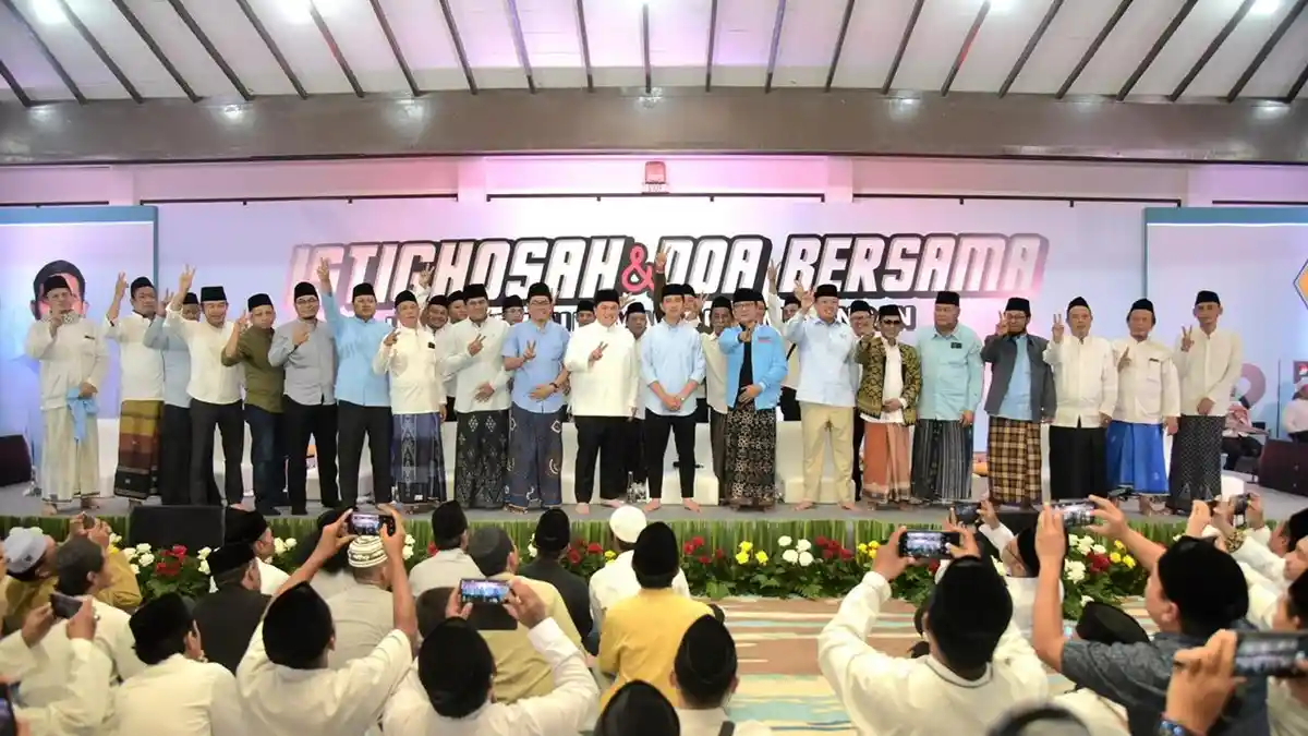 Dapat Dukungan Alumni Ponpes Al Falah, Gibran Janji Segera Eksekusi Program Dana Abadi Pesantren