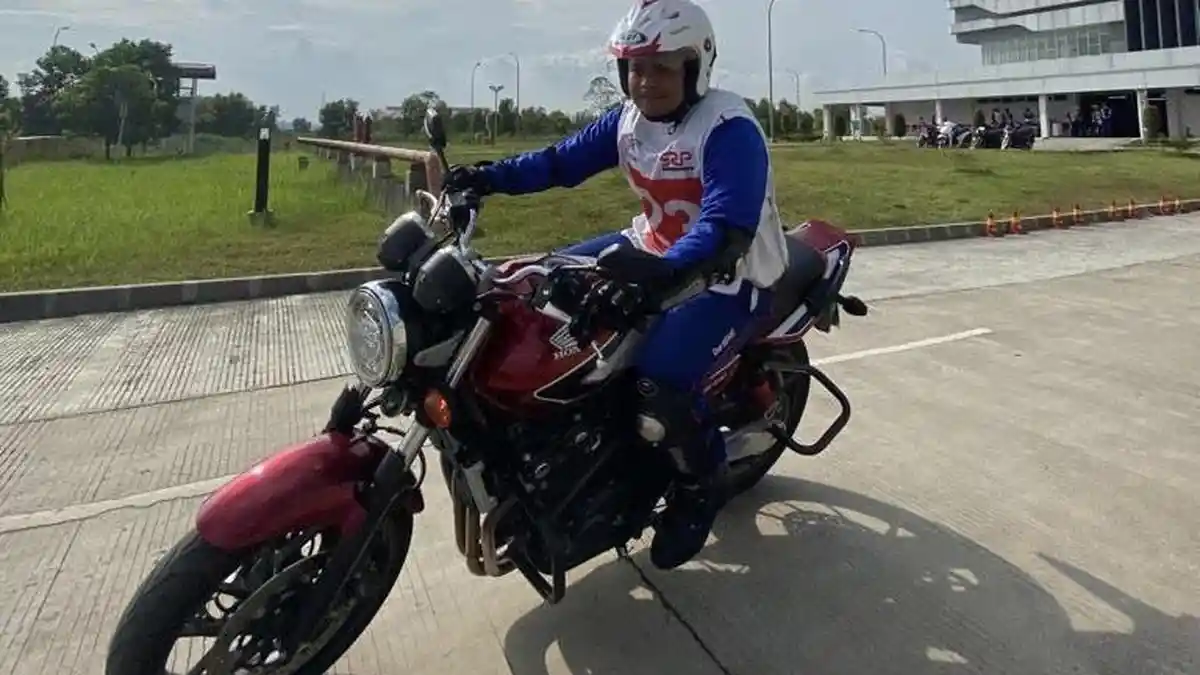 Jangan Anggap Remeh! 5 Standar Safety Riding Berkendara ala Asmo Sulsel ...
