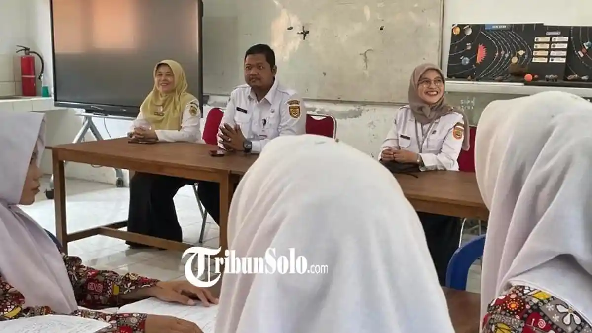 Disdikbud Sukoharjo Sidak Pelaksanaan TKA SMP, Pastikan Ujian Berjalan Lancar Tanpa Kendala Teknis