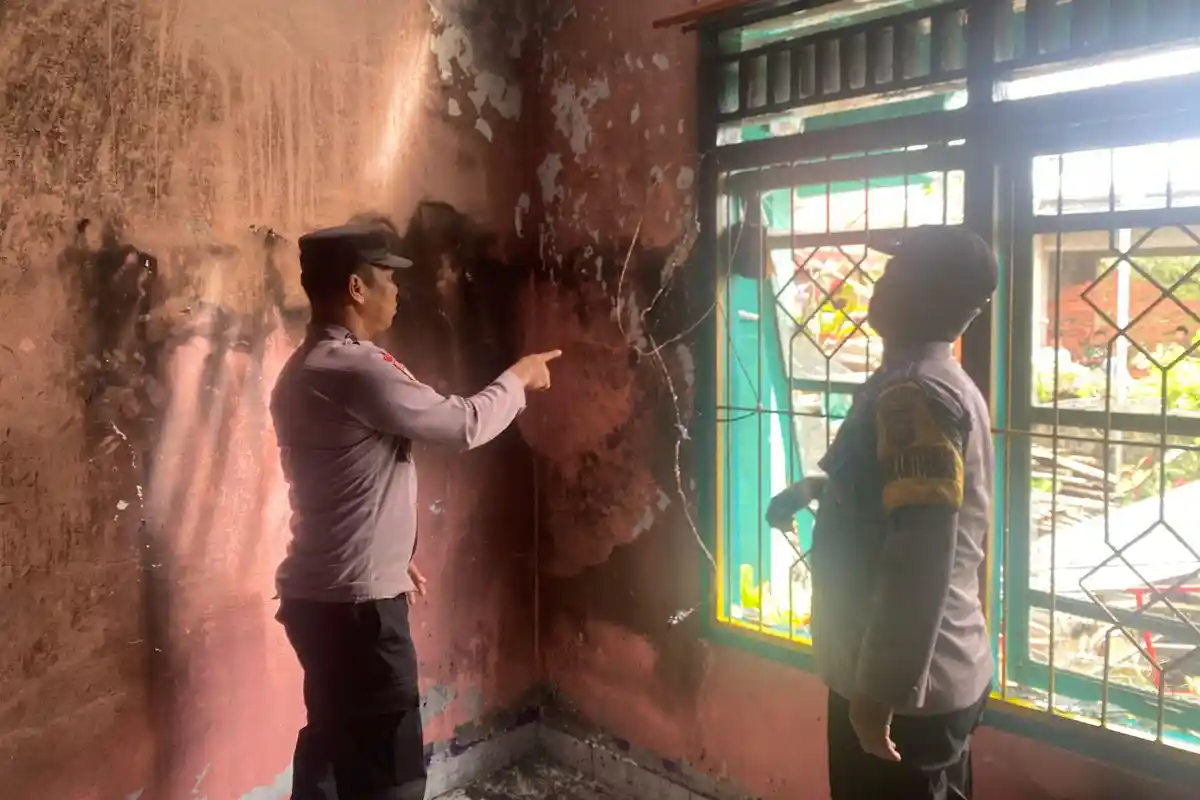 Rumah Warga di Sumber Urip Rejang Lebong Bengkulu Nyaris Terbakar, Diduga Akibat Korsleting Listrik