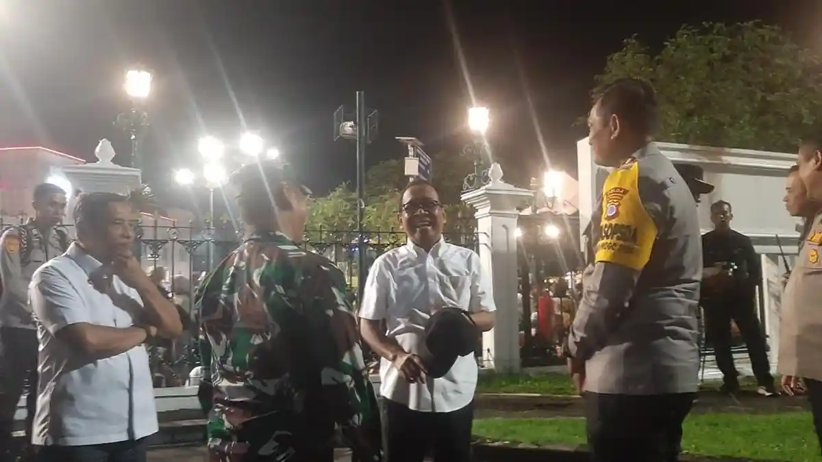Menko PMK Sebut Perayaan Tahun Baru di Indonesia Kondusif