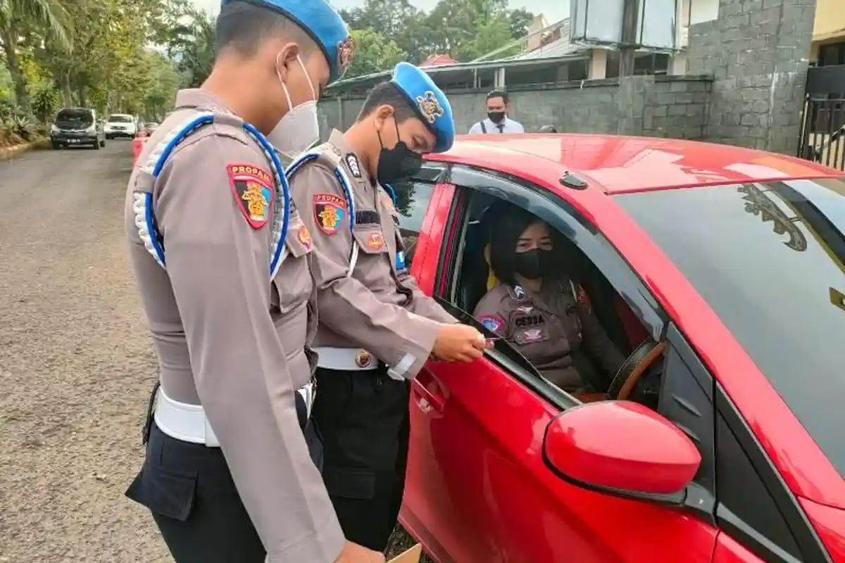 Operasi Zebra, Perwira Polres Tanggamus Tak Luput Pemeriksaan Sipropam