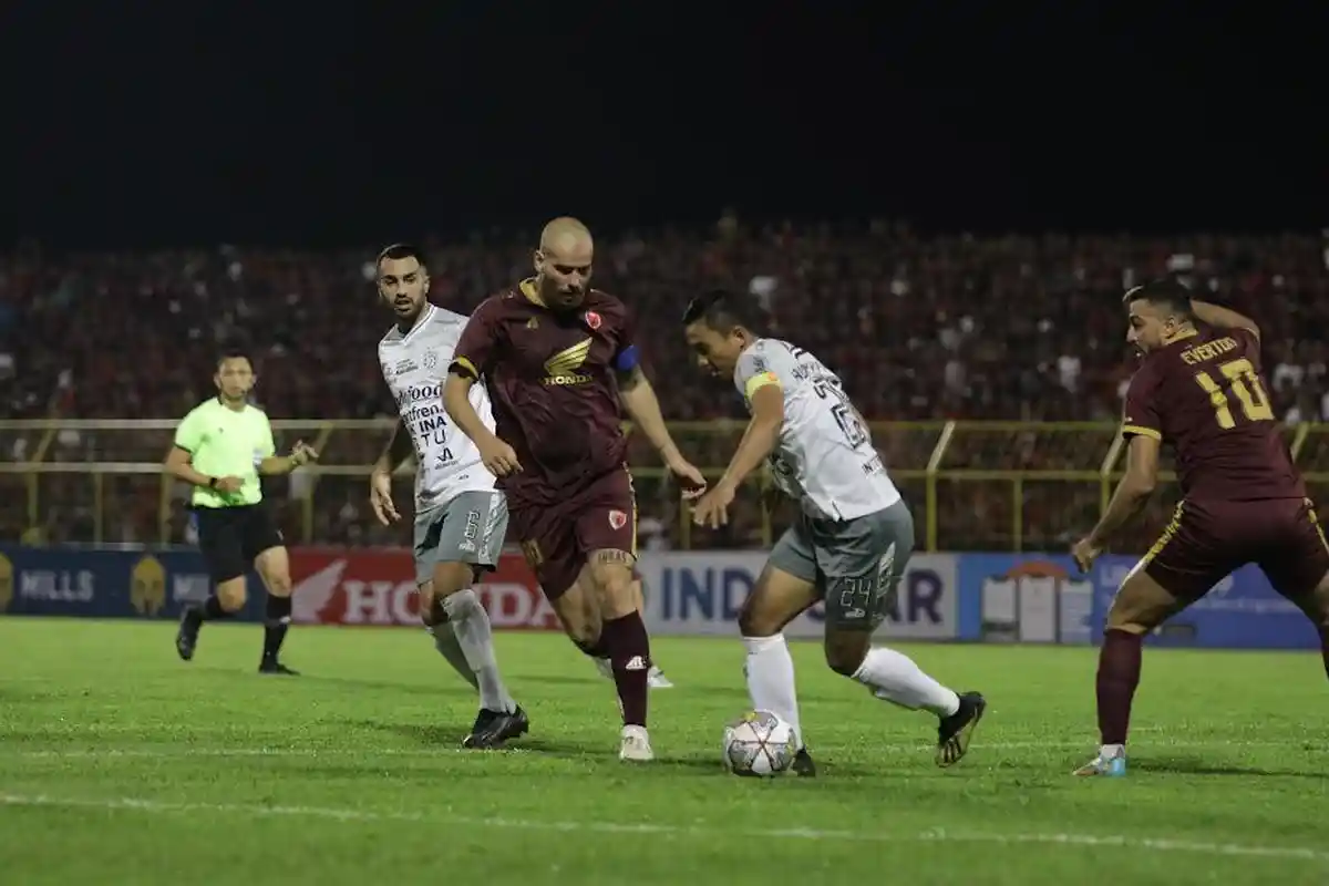 Santer Wiljan Pluim Out, PSM Makassar Didesak Move On Cari Ganti, Pengamat: Butuh Kreator Serangan