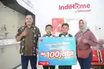 Warga-Purwodadi-Agus-Rianto-menang-program-loyalty-Digosok-Hepi-dari-Telkomsel.jpg
