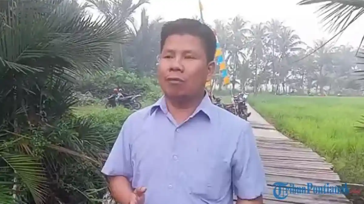 Bupati Sambas Letakan Batu Pembangunan Jembatan Berkemajuan Ke-40 di Desa Merpati