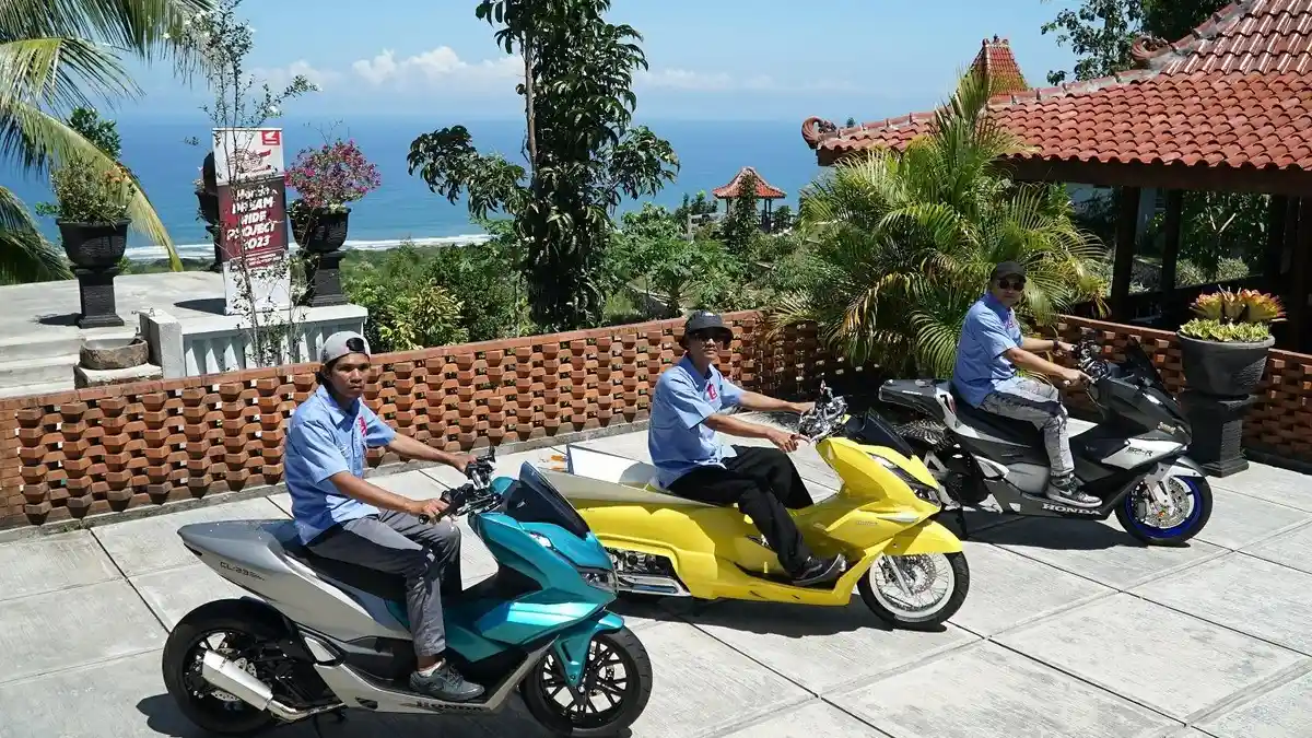 Inspirasi Modifikasi Honda PCX160, Ala Street Performance