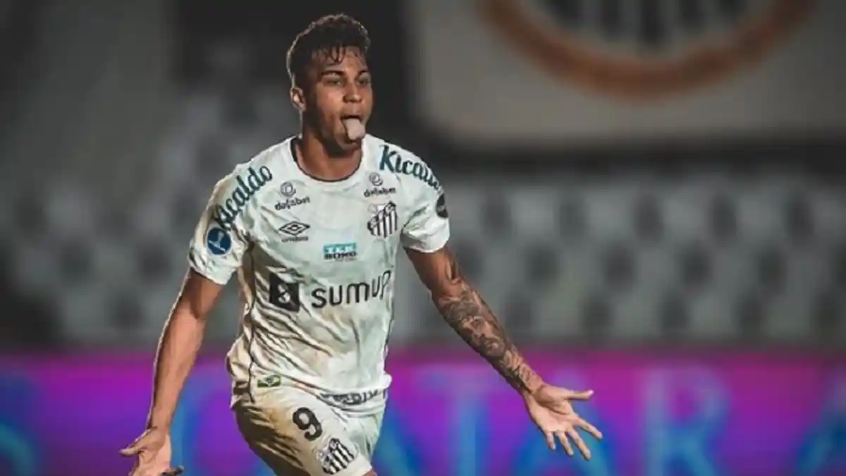 Juventus dan AC Milan Bersaing Ketat Boyong The Rising Star Timnas Brasil Kaio Jorge dari Santos