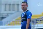 pemain-persib-bandung-dedi-kusnandar-posisi-gelandang.jpg