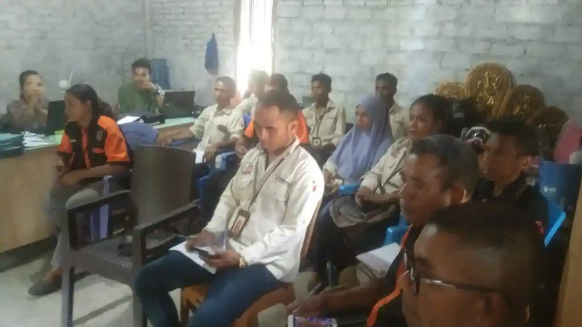 Bawaslu Lembata Dampingi Sosialisasi Aplikasi Siwaslu di Lebatukan