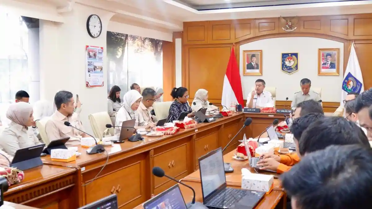 Sekjen Kemendagri Minta 174 Pemda Segera Sempurnakan Data Calon Penerima BSPS - Tribunnews.com