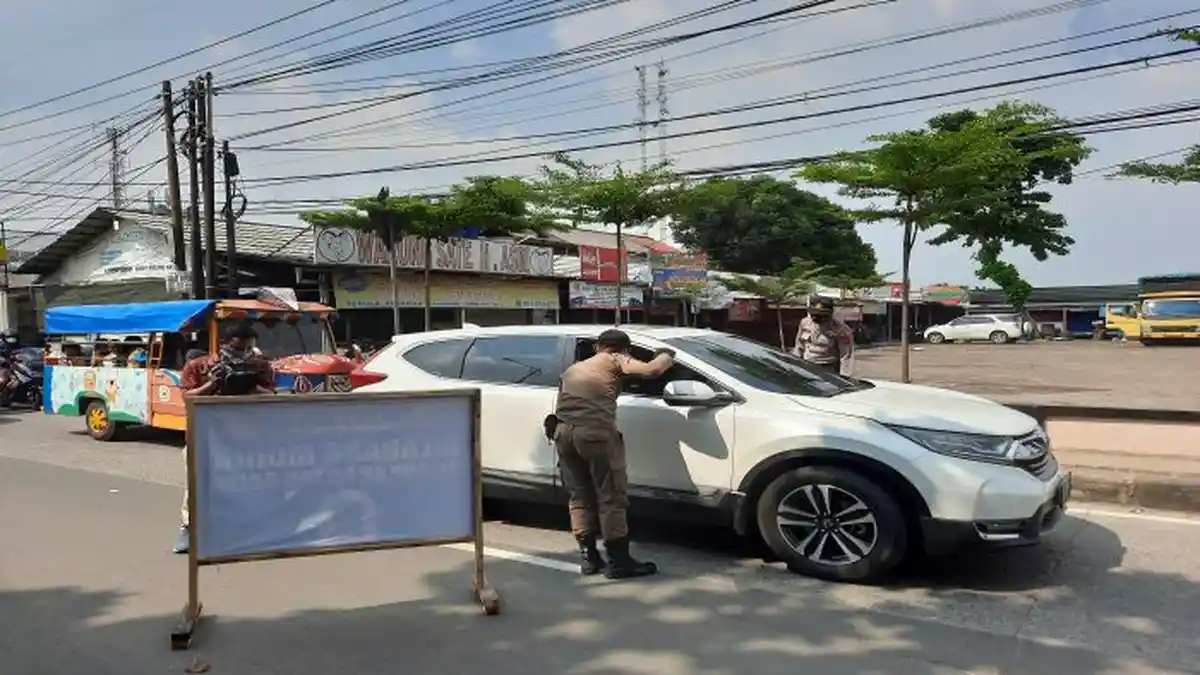 Pemudik di Jalan Raya Parung Bogor Sepi Arus Lalulintas Normal, Sudah 5 Kendaraan Diputarbalikkan