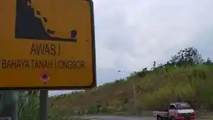 ilustrasi-tanda-peringatan-bahaya-tanah-longsor.jpg