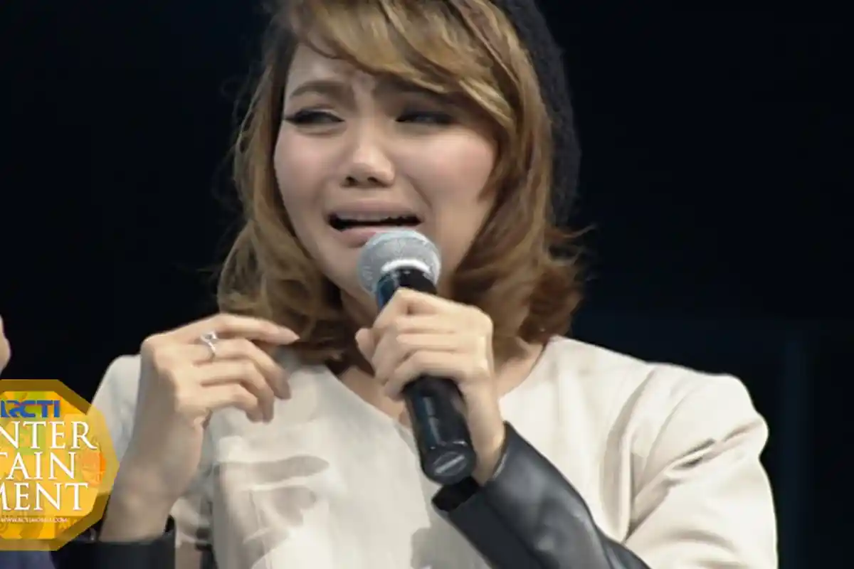 Bukan Tentang Keyakinan, Mbah Mijan Ungkap Masalah inilah yang Sebenarnya Menimpa Rina Nose