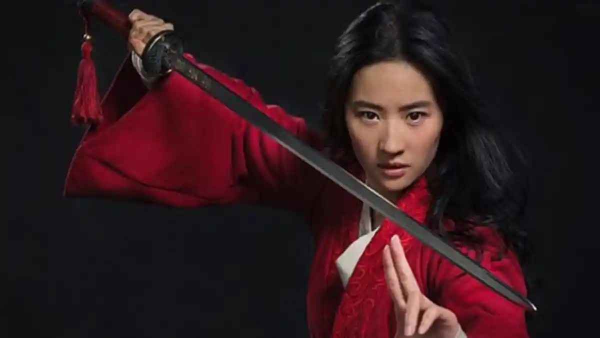 5 Fakta Menarik Aktris China Liu Yifei akan Perankan Mulan, Anak Tunggal dari Orang Tua Kaya Raya
