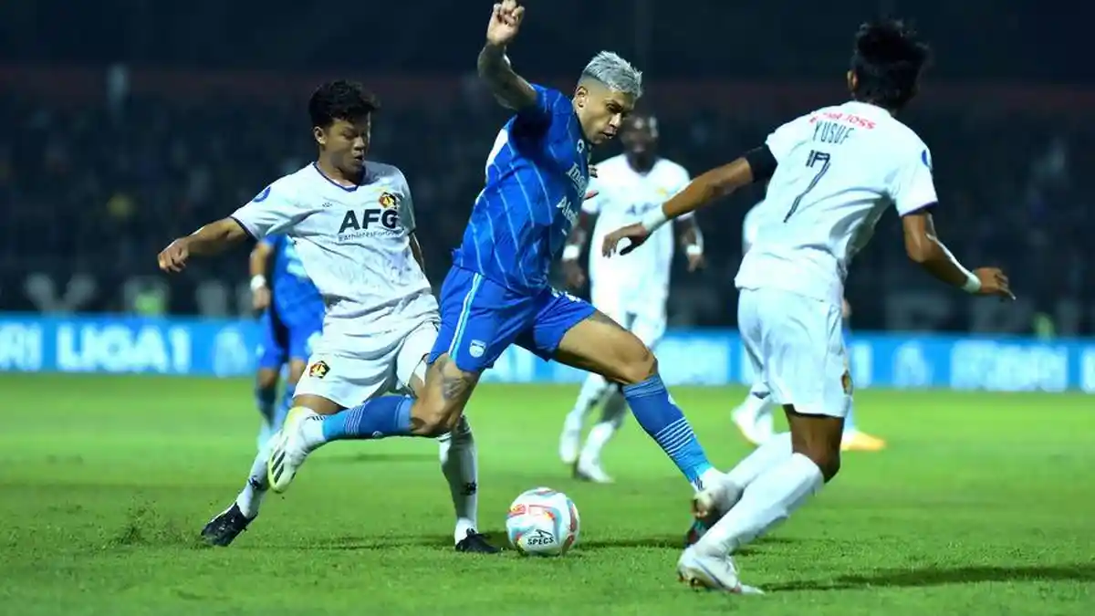 PERSIB BANDUNG Wajib Waspadai Balas Dendam Persik Kediri, Begini Komentar Pelatih Macan Putih