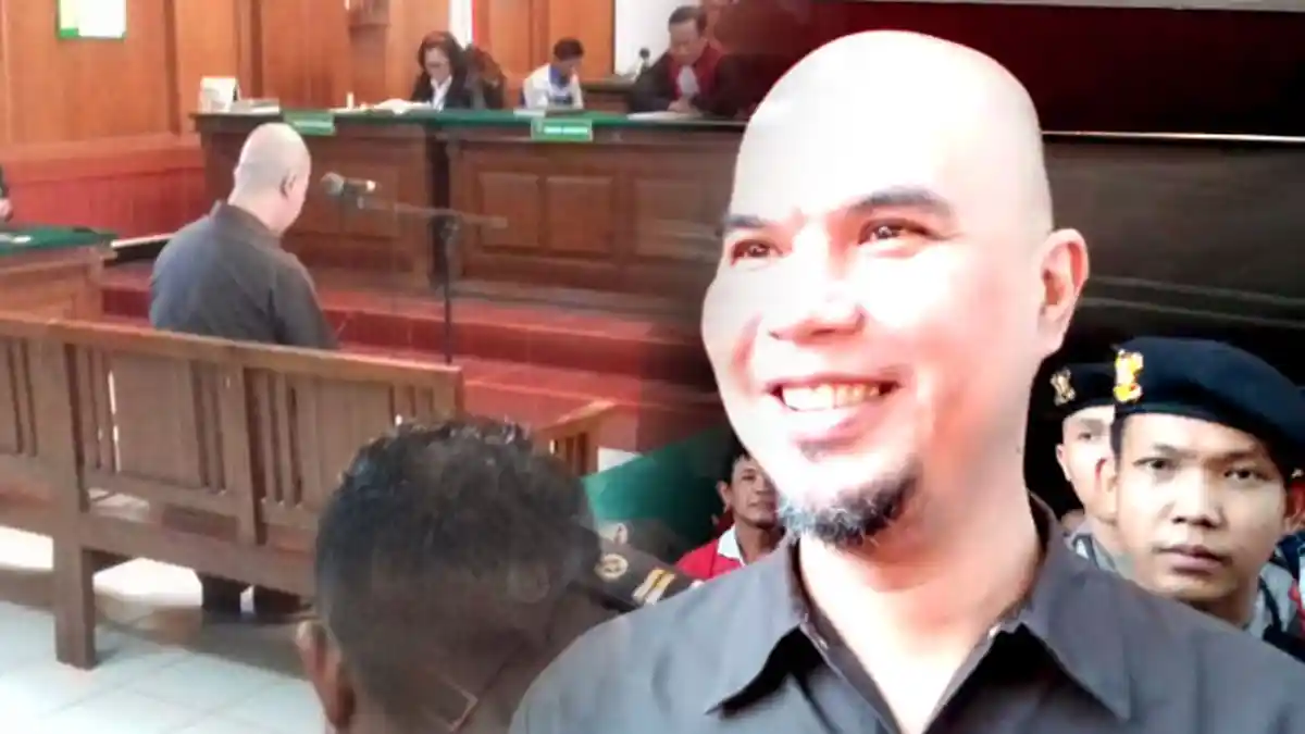 Ahmad Dhani Umbar Senyum Jelang Sidang Vonis Ujaran Kebencian, Polisi Siagakan Personel Pengamanan