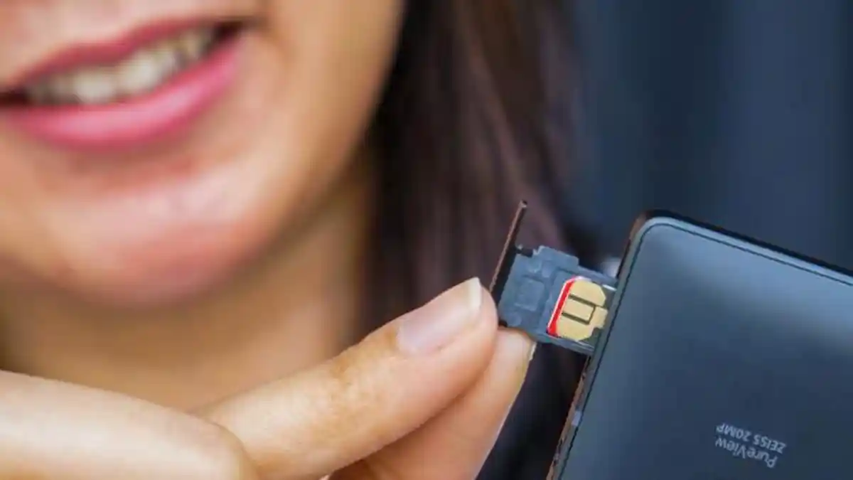 Hari Ini Deadline Registrasi SIM Card, Simak Cara Daftar dan Sanksinya Bila tak Mendaftarkan