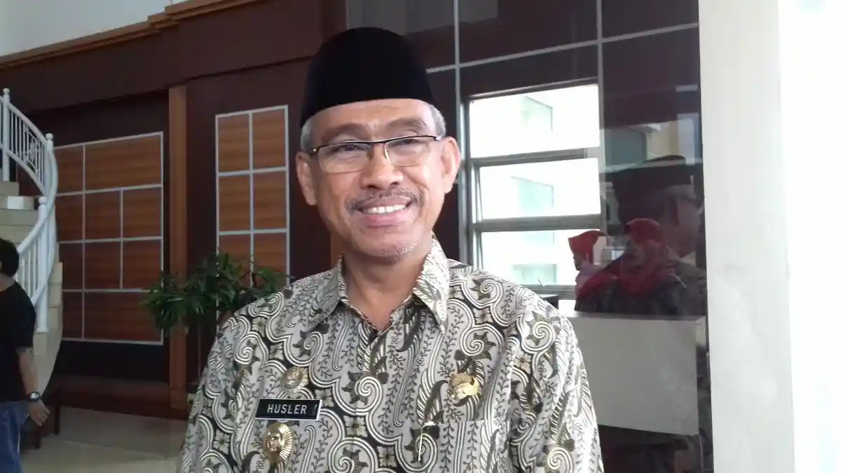 Bupati Luwu Timur Berharap Dikritik!