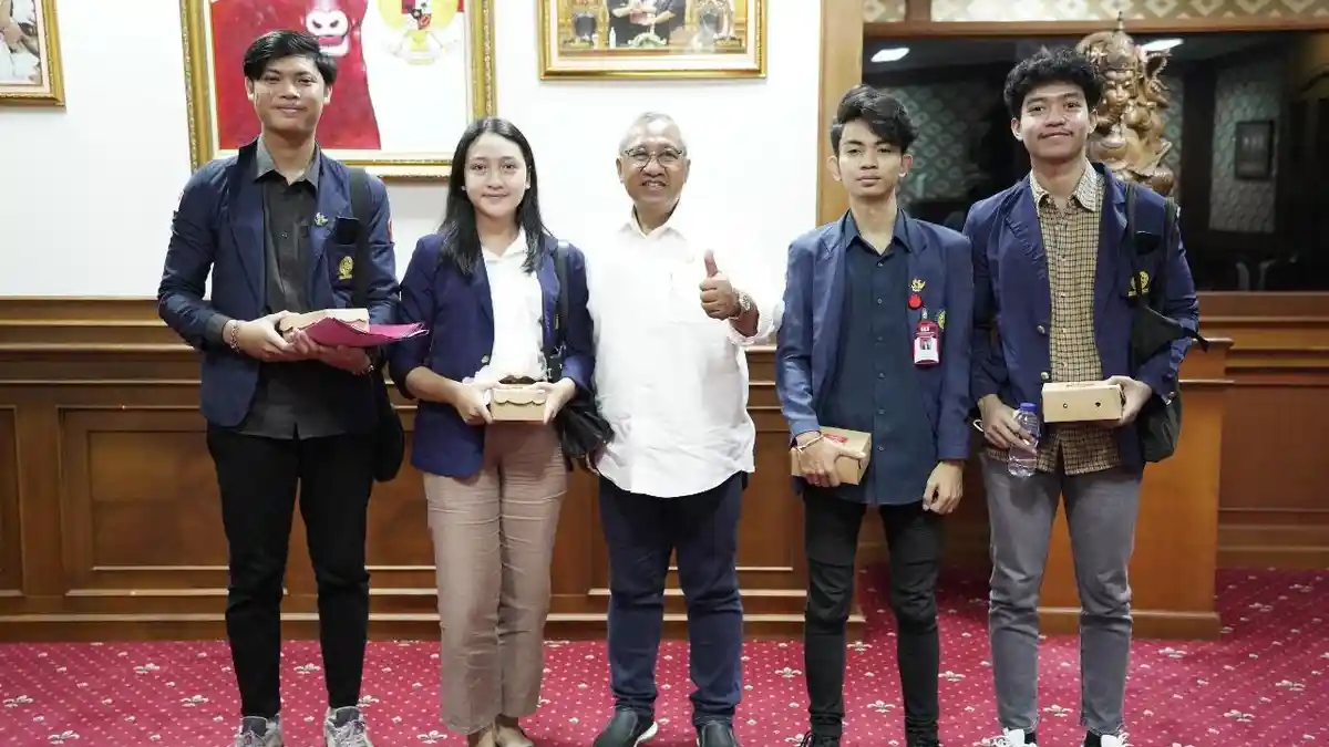 Parwata Dukung Pelaksanaan Kongres VIII LMFH Unud