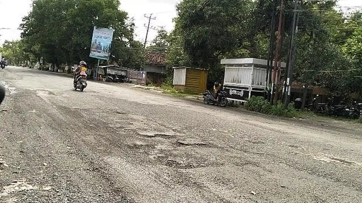 Jalan Provinsi di Blora Banyak yang Rusak, Begini Tanggapan Anggota DPRD Jateng