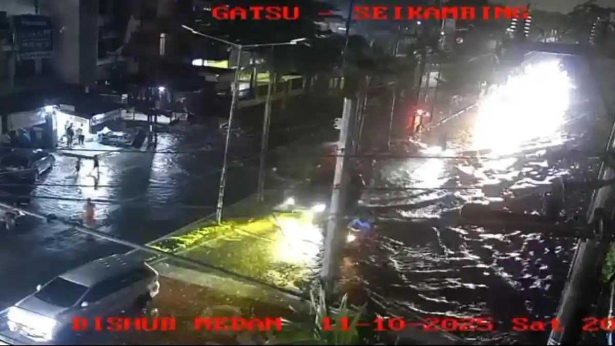 BREAKING NEWS: Kota Medan Dikepung Banjir Malam Ini, Berikut Titik Jalan yang Terendam