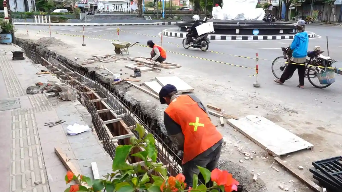 Progres Proyek Drainase Kawasan Tugu Lawet Kebumen, Desember Target Selesai