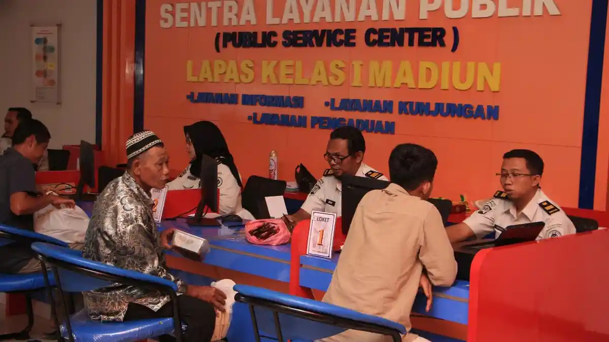 Lonjakan Pengunjung Lapas Madiun Saat Lebaran, Hampir 1.500 Orang Datang