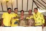 Islah Golkar Kubu Agung Laksono dan Aburizal Bakrie
