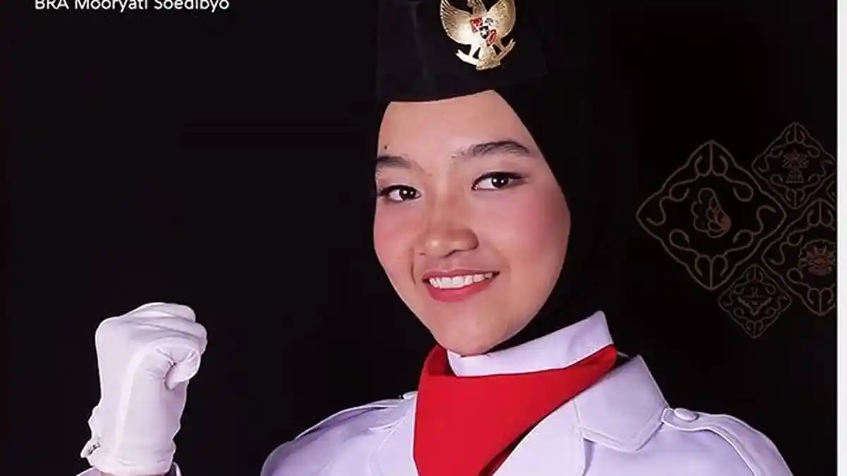 TRIBUNWIKI: Profil Salma El Mutafaqqiha, Pembawa Baki Merah Putih di Upacara HUT RI