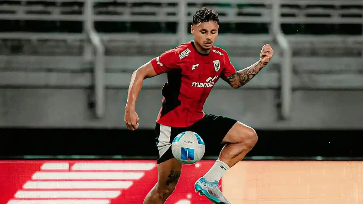 Beda Alasan Versi Klub Dean James dan PSSI terkait Pencoretan Pemain untuk Timnas Indonesia