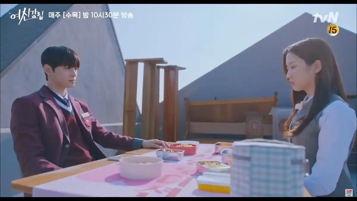 Sinopsis Drakor True Beauty Episode 6, Kedekatan Su Ho dan Ju Kyung