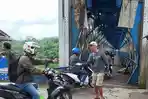 Gubernur Dedi Mulyadi Janji Sikat Pungli di Jembatan Cirahong, Tasikmalaya