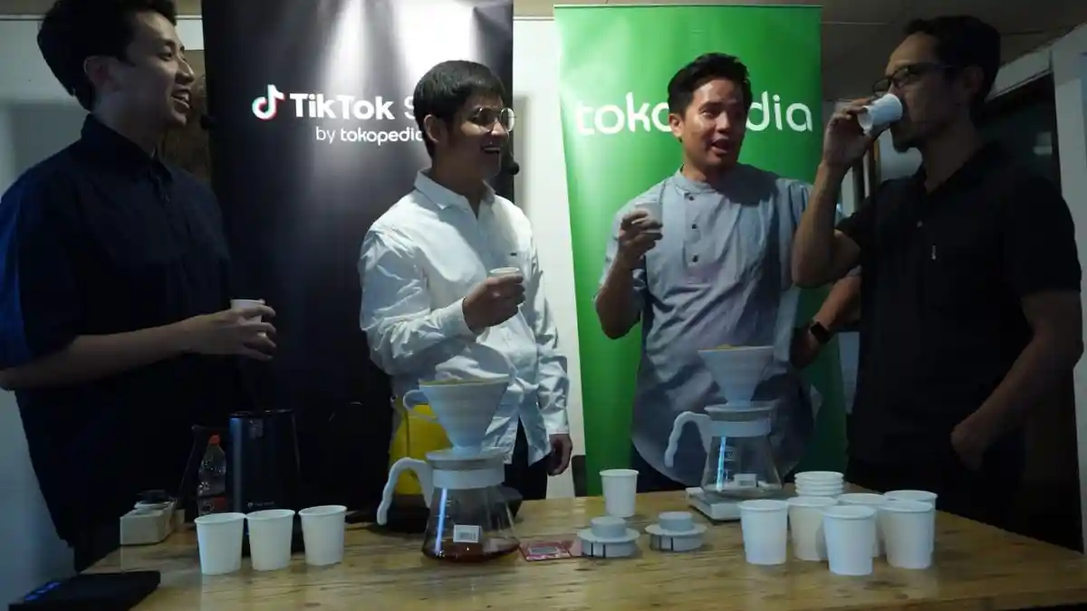 Media Talkshow dan Workshop Hari Kopi Sedunia di Bandung