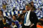 guus-hiddink-saat-masih-memimpin-chelsea_20151218_075503.jpg