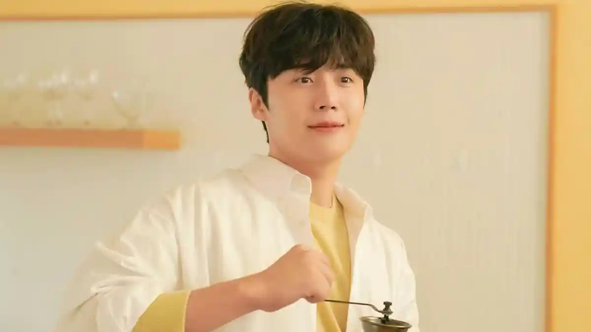 SOSOK dan Profil Kim Seon Ho, Aktor Tampan Drama Korea Hometown Cha-Cha ...