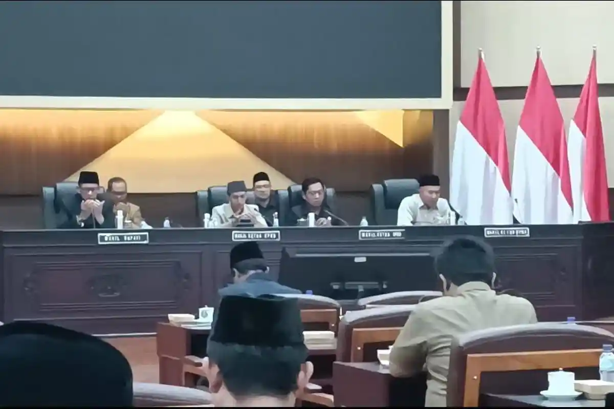 Anggota DPRD Jember Ahmad Faisol Meninggal, Wabup Jember Pimpin Doa Sebelum Rapat Paripurna