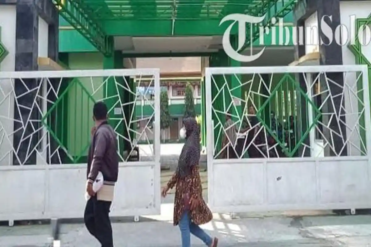 Orang Tua Siswa SMP di Klaten Murka : Anaknya Ditendang dan Diolesi Minyak,Usai Ketahuan Corat-coret