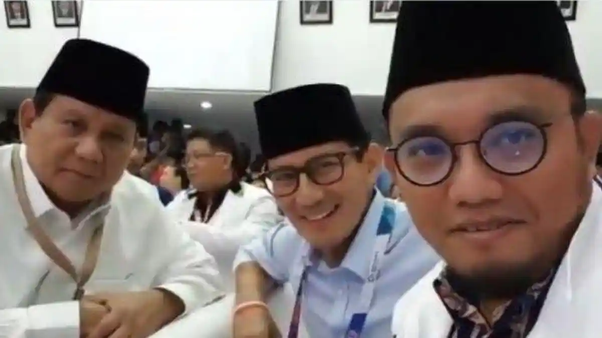 Dahnil Anzar Ungkap Kekecewaan Para Pendukung Prabowo Melihat Pertemuannya dengan Jokowi