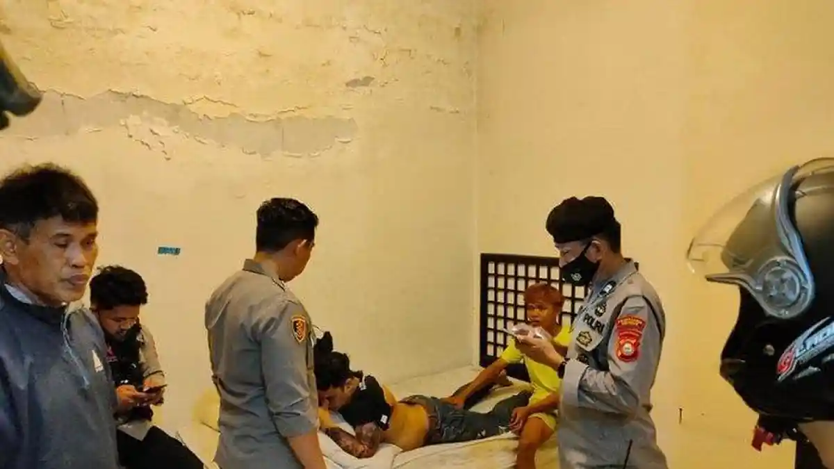 Karyawan Hotel di Makassar Ditikam Gunting oleh Pengunjung