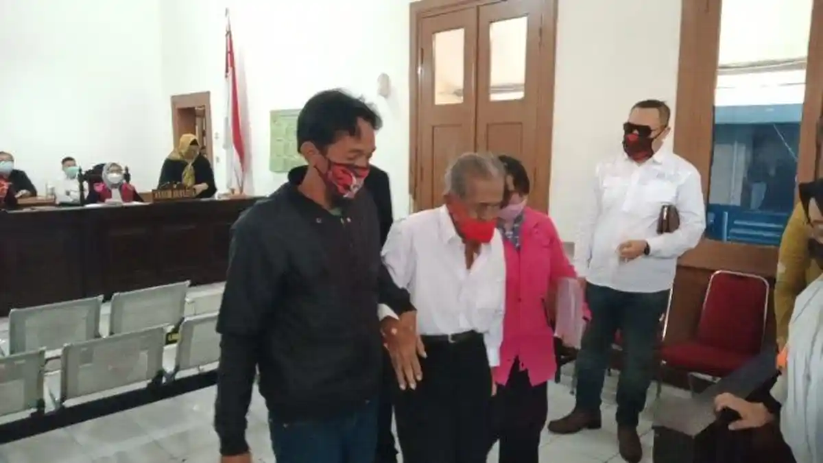 Kakek 85 Tahun Digugat 4 Anak soal Warisan, 1 Meninggal Sehari sebelum Sidang: Bapak Sangat Kecewa !