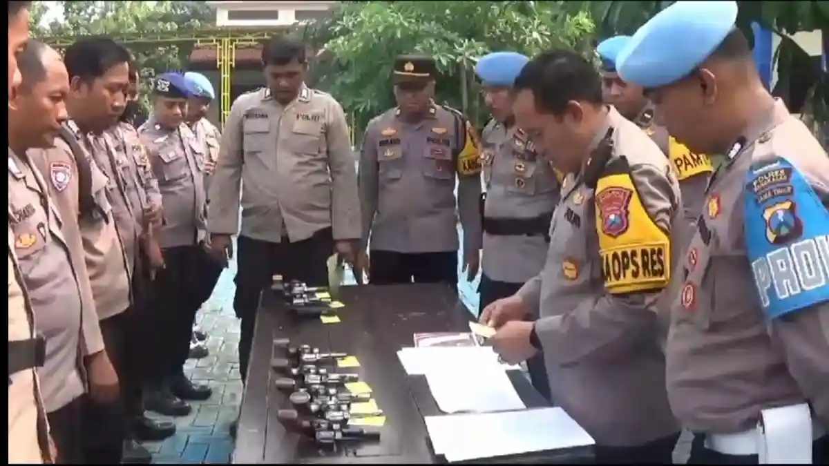 Buntut Kasus Penembakan Polisi di Sumbar, Polres Bangkalan Tarik 20 Senjata Api Dinas Personel